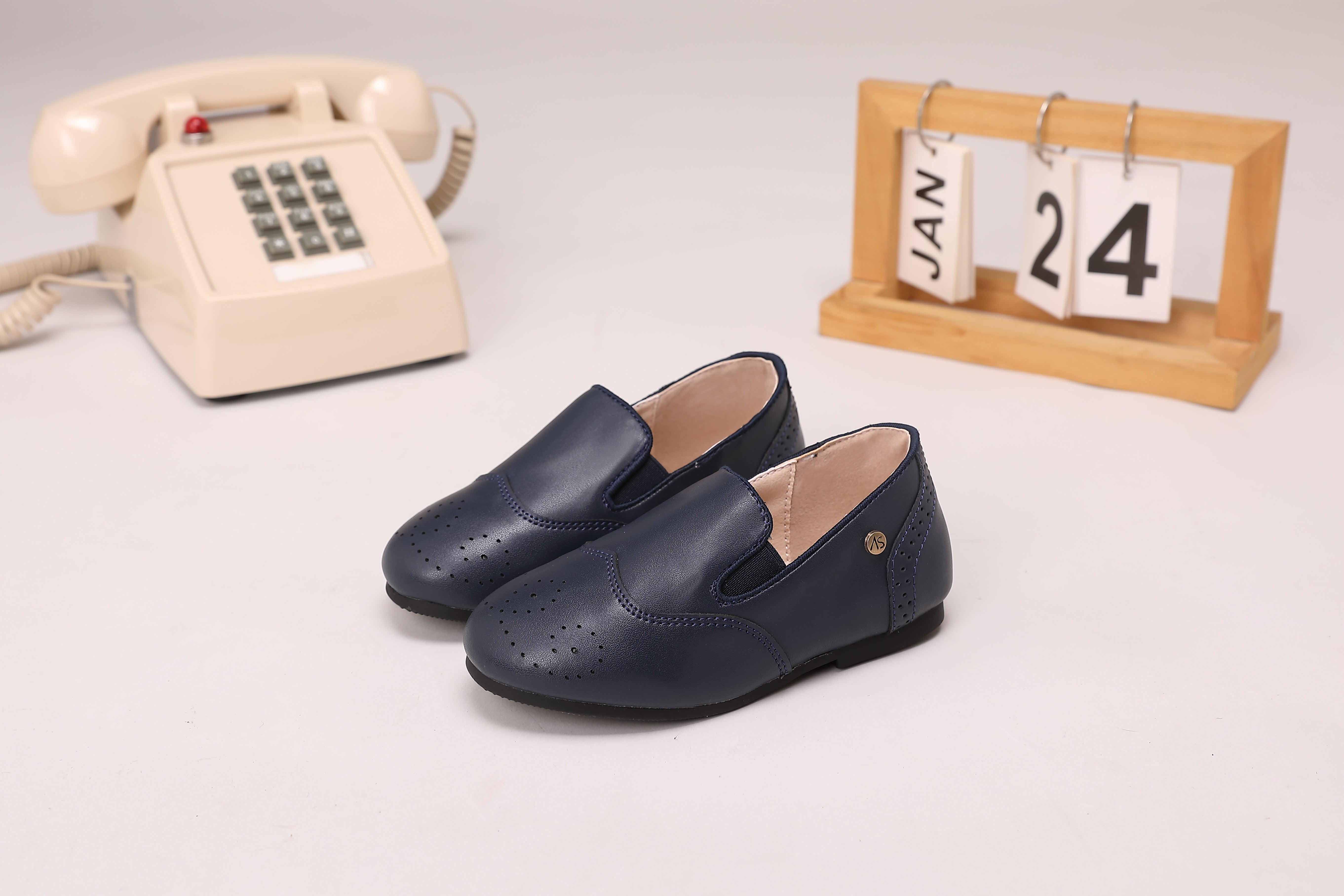 ⏰タイムセール⏰【新品未使用】SHISHIKUI LOAFER NAVYBLUE Navy Loafer – Ali Specials