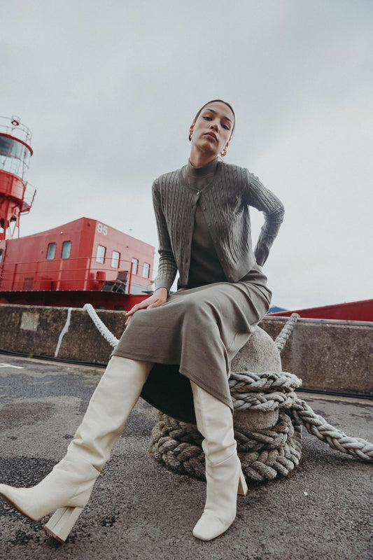 Cableknit Cardigan with Ribbed Maxi Olive