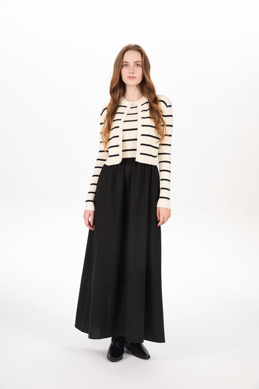 Sleeveles Jumper Dress and Knit Cardigan Cream