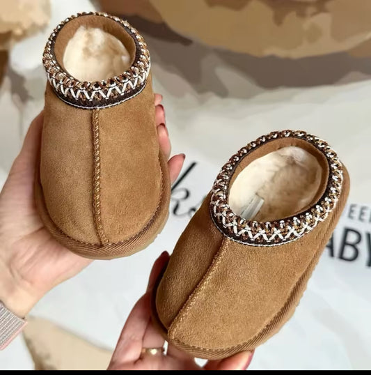 Fur Closed Slipper